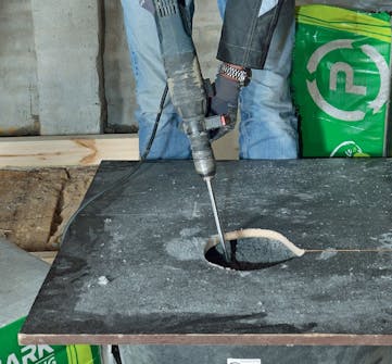 Celluloseisolasjon: Begynn å piske luft i løsullen Celluloseisolasjon: Begynn å piske luft i løsullen